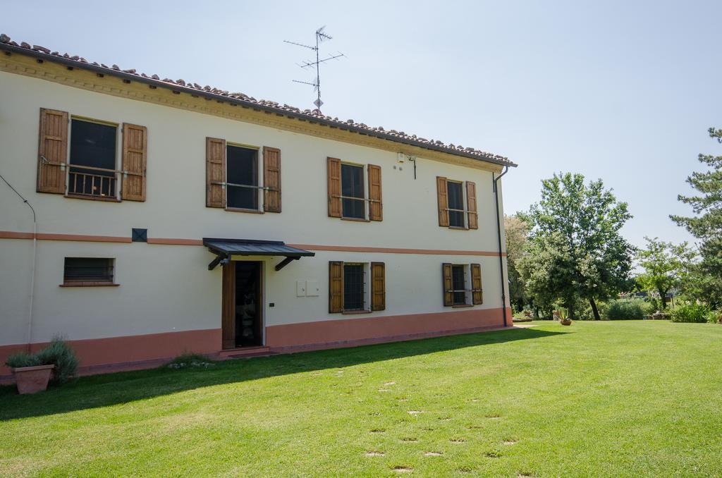 Agriturismo Ca'De'Gatti Фаэнца Экстерьер фото